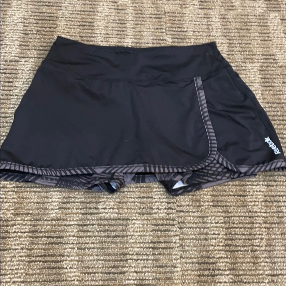 Reebok black sports skirt